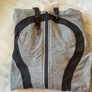 Lululemon jacket- great condition!